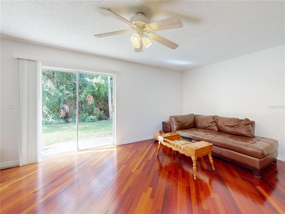 For Sale: $380,000 (3 beds, 2 baths, 1608 Square Feet)