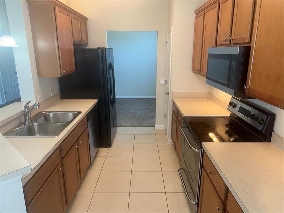 For Rent: $1,695 (2 beds, 2 baths, 1490 Square Feet)