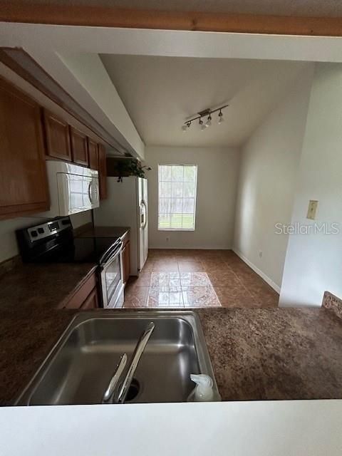 For Rent: $1,895 (2 beds, 2 baths, 1068 Square Feet)