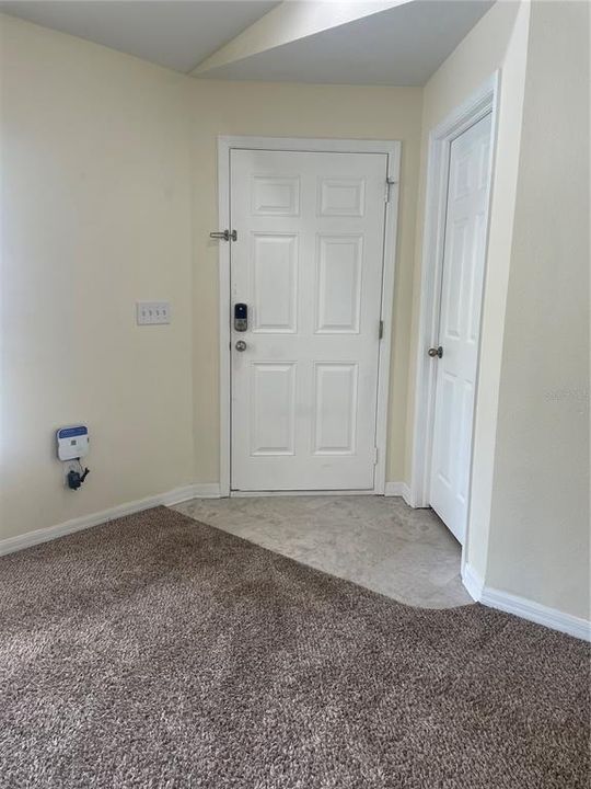 For Rent: $2,195 (4 beds, 2 baths, 1342 Square Feet)