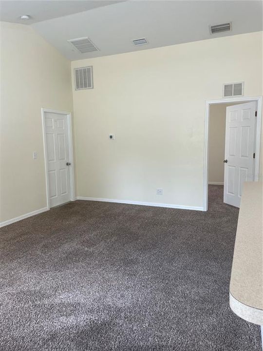 For Rent: $2,195 (4 beds, 2 baths, 1342 Square Feet)