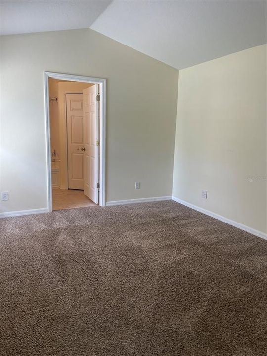 For Rent: $2,195 (4 beds, 2 baths, 1342 Square Feet)