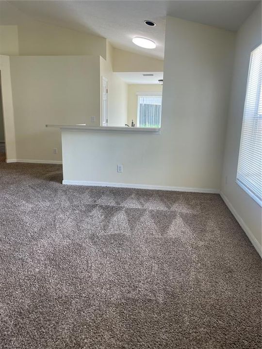 For Rent: $2,195 (4 beds, 2 baths, 1342 Square Feet)