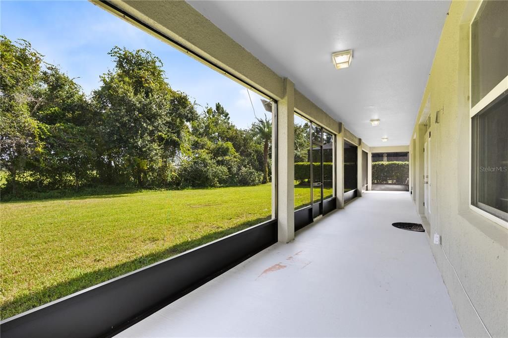 Large Screened in Porch w/ no rear or side neighbors never to be built behind ($6k upgrade)