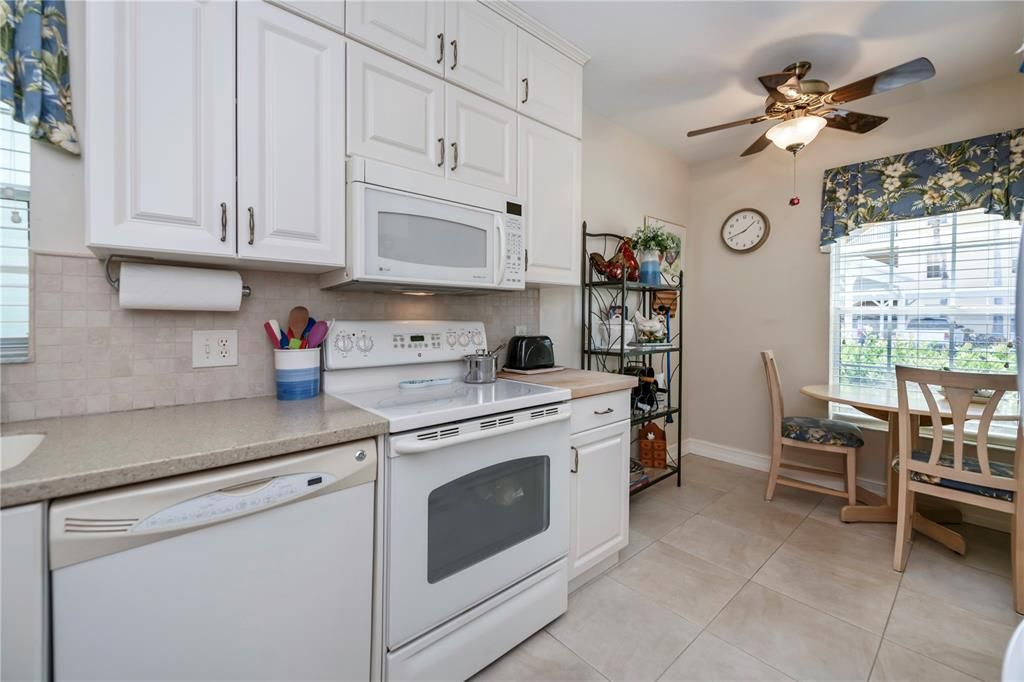 Eat-in kitchen nook area.