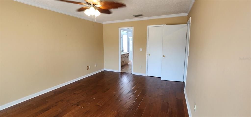 For Rent: $2,250 (3 beds, 2 baths, 1680 Square Feet)