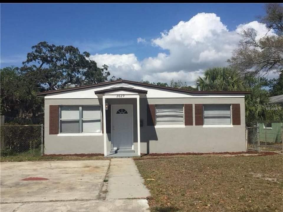 Recently Sold: $335,000 (4 beds, 2 baths, 1800 Square Feet)
