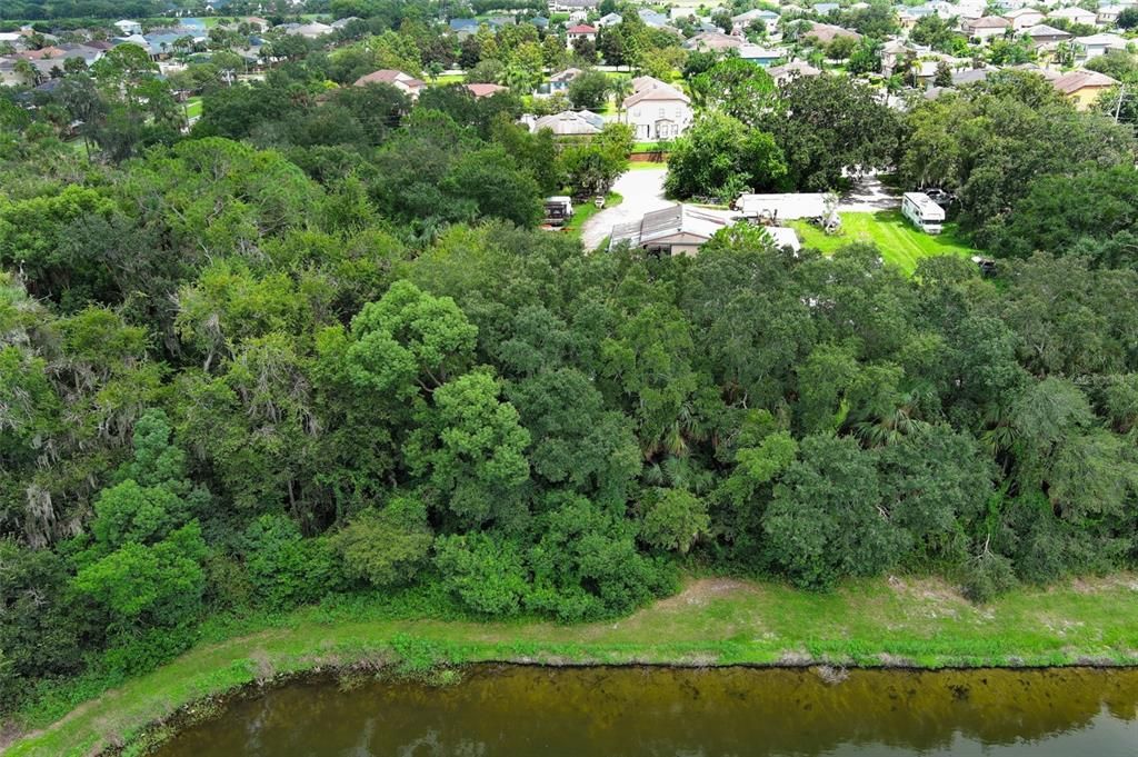 En Venta: $2,000,000 (4.84 acres)