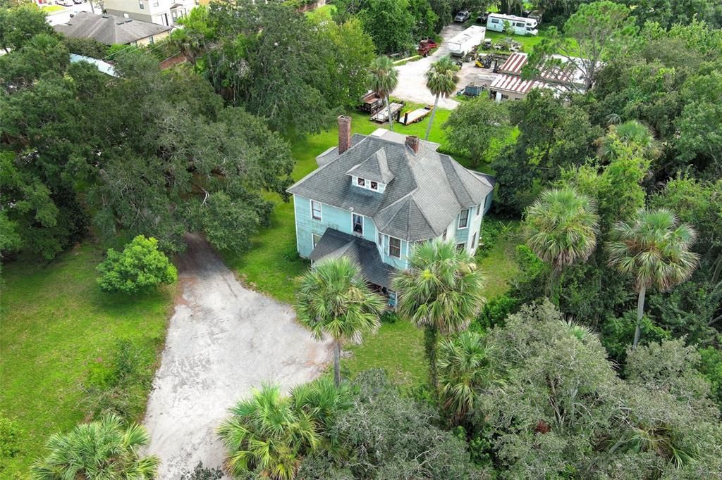 For Sale: $2,000,000 (4 beds, 2 baths, 3506 Square Feet)