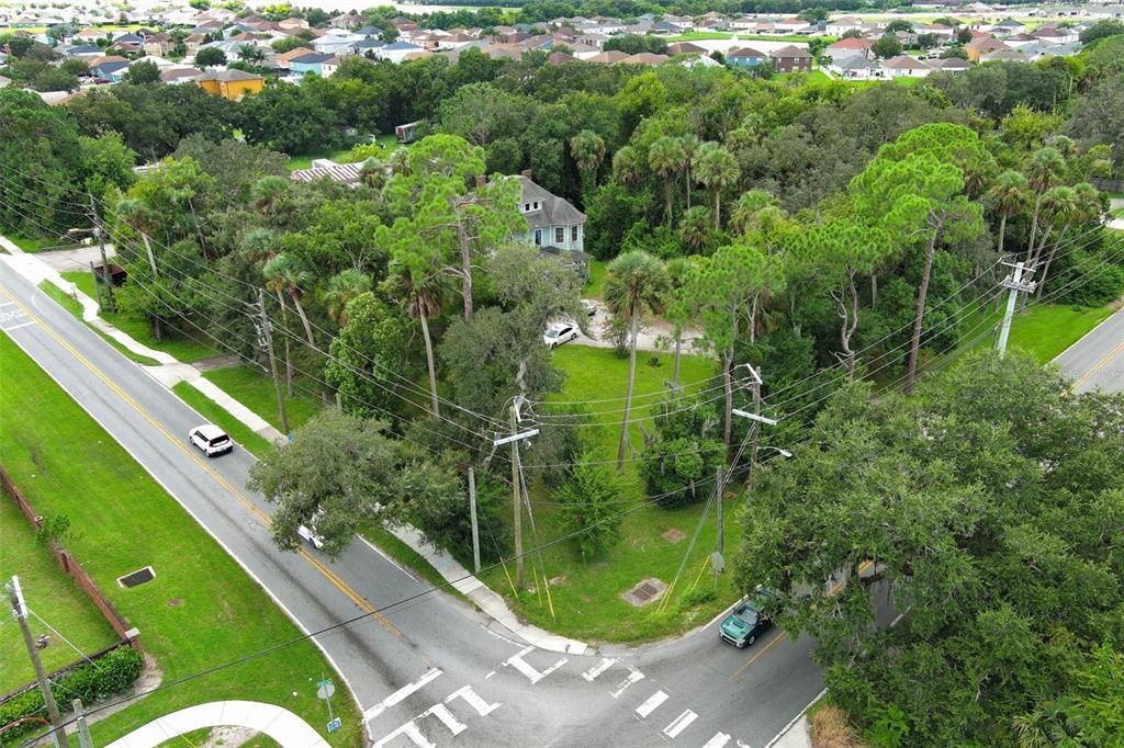 For Sale: $2,000,000 (4 beds, 2 baths, 3506 Square Feet)