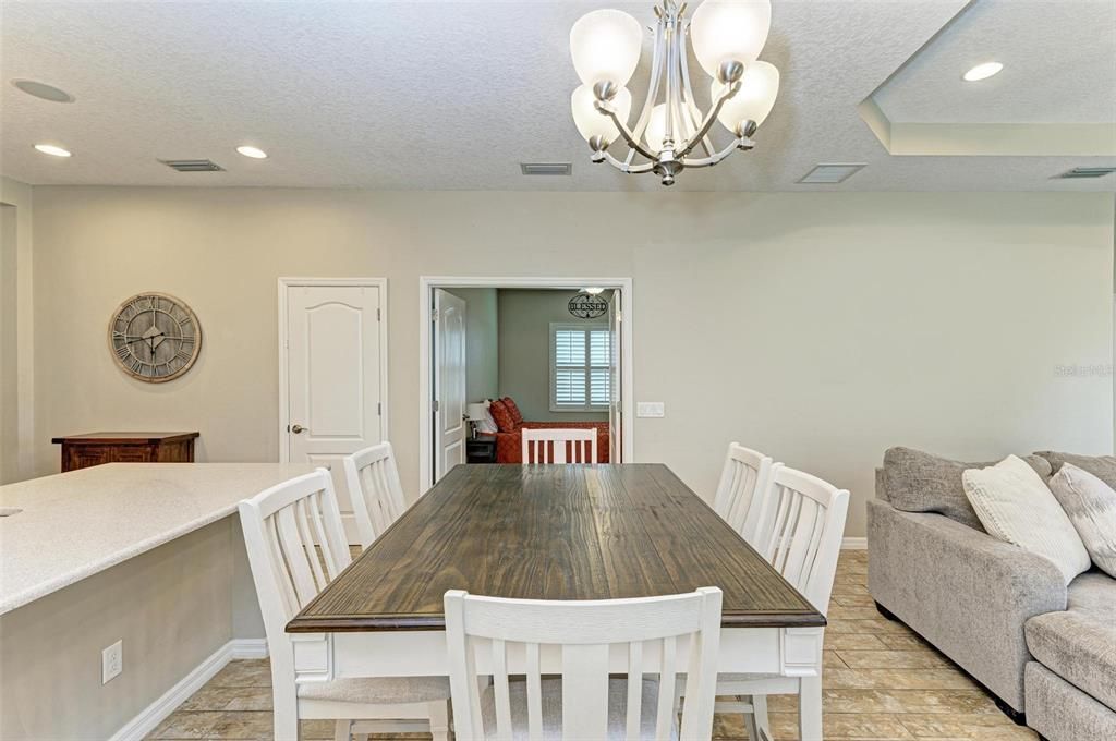 For Sale: $459,000 (3 beds, 2 baths, 1865 Square Feet)