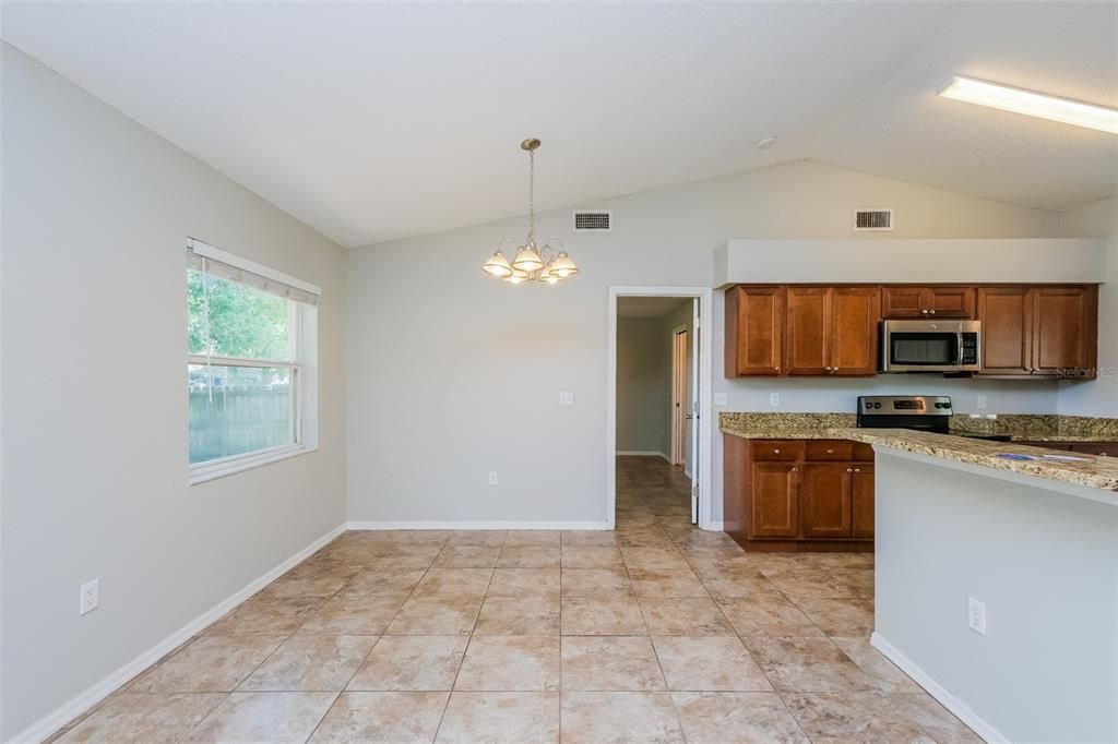 For Rent: $2,160 (3 beds, 2 baths, 1449 Square Feet)