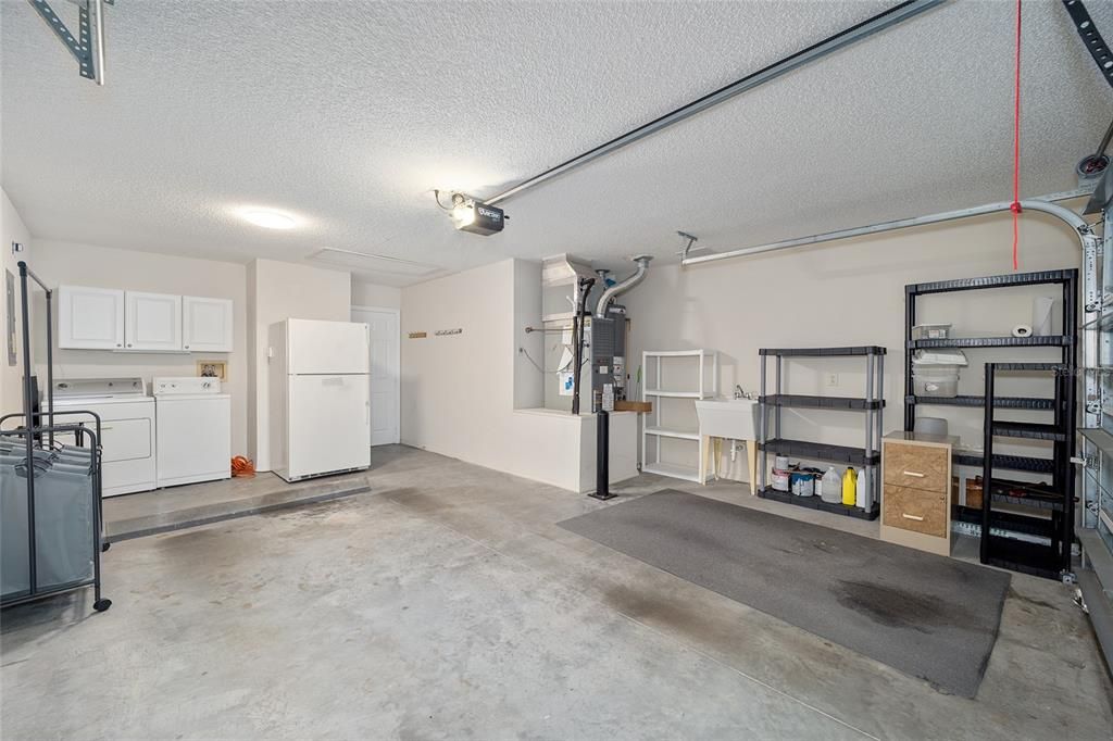 For Sale: $259,900 (2 beds, 2 baths, 1163 Square Feet)