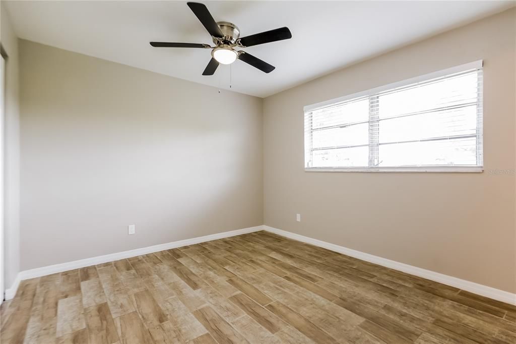 For Rent: $2,170 (3 beds, 2 baths, 1282 Square Feet)