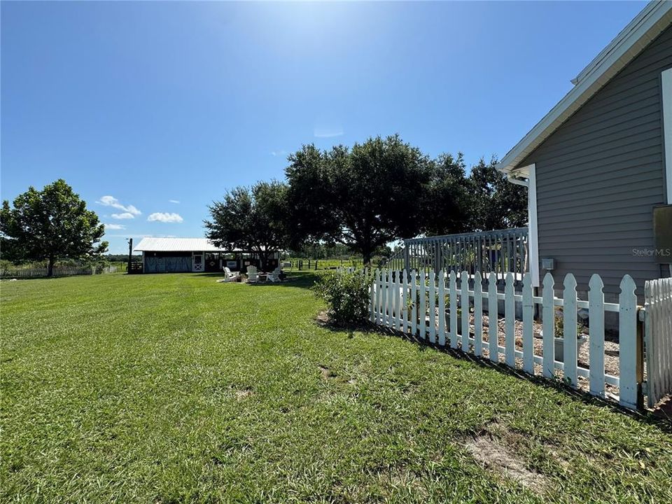 For Sale: $895,000 (3 beds, 3 baths, 2488 Square Feet)