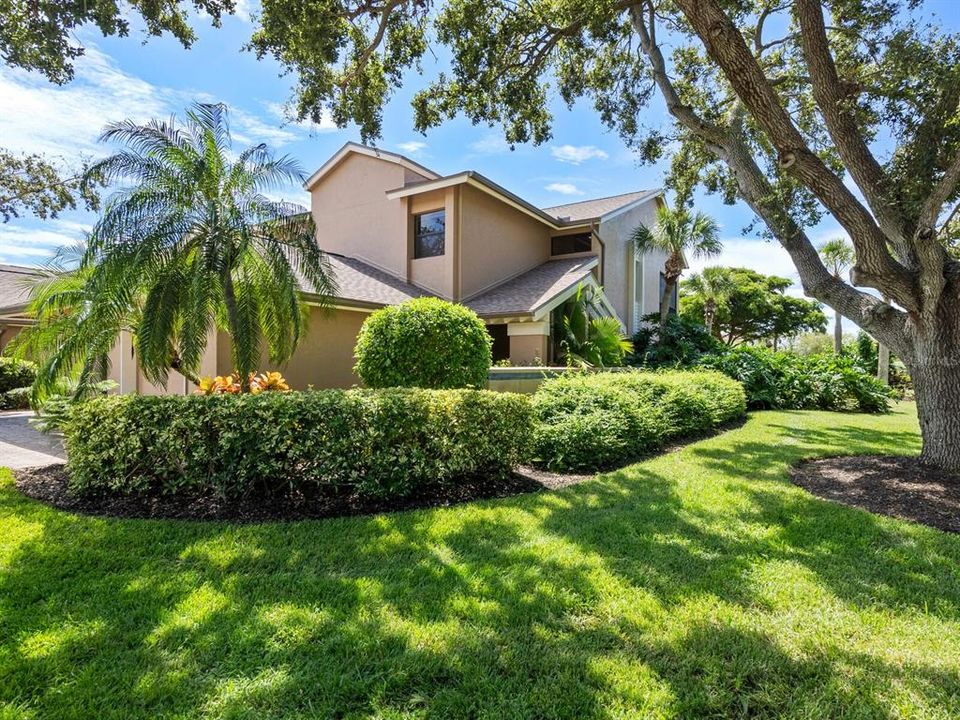 For Sale: $525,000 (3 beds, 2 baths, 1899 Square Feet)