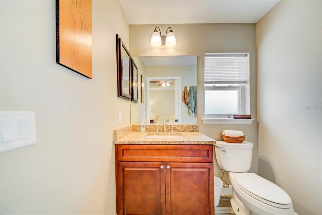 Active With Contract: $289,000 (2 beds, 2 baths, 1214 Square Feet)