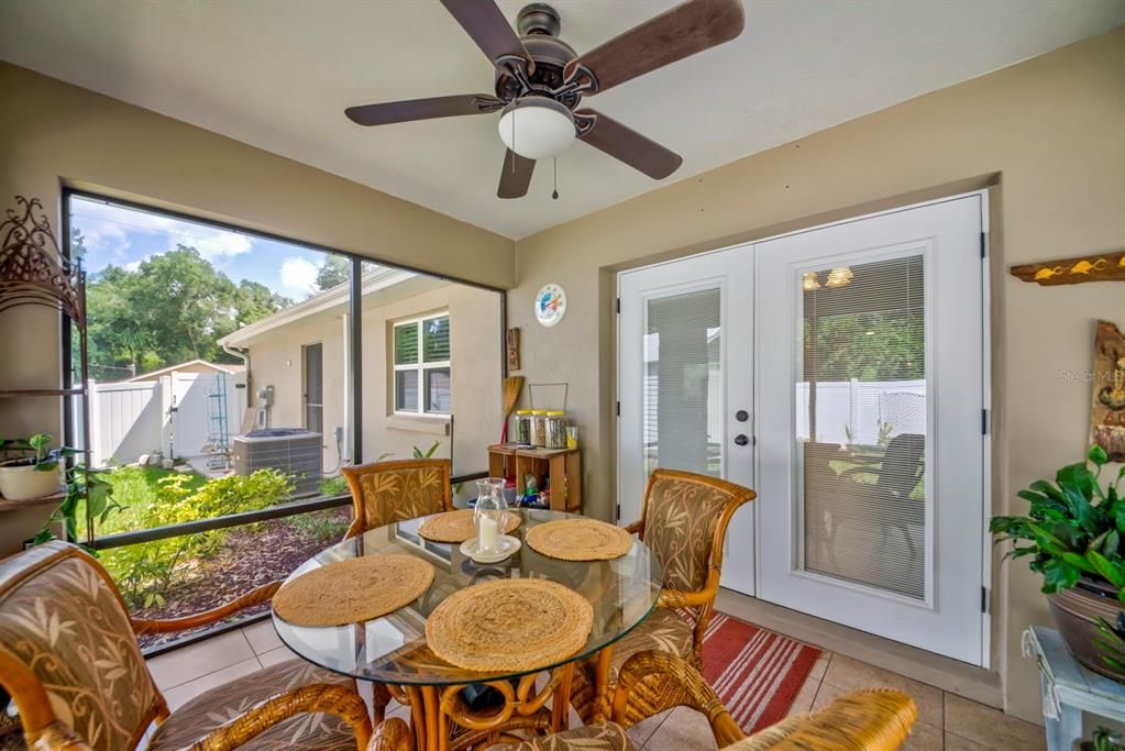 Active With Contract: $289,000 (2 beds, 2 baths, 1214 Square Feet)