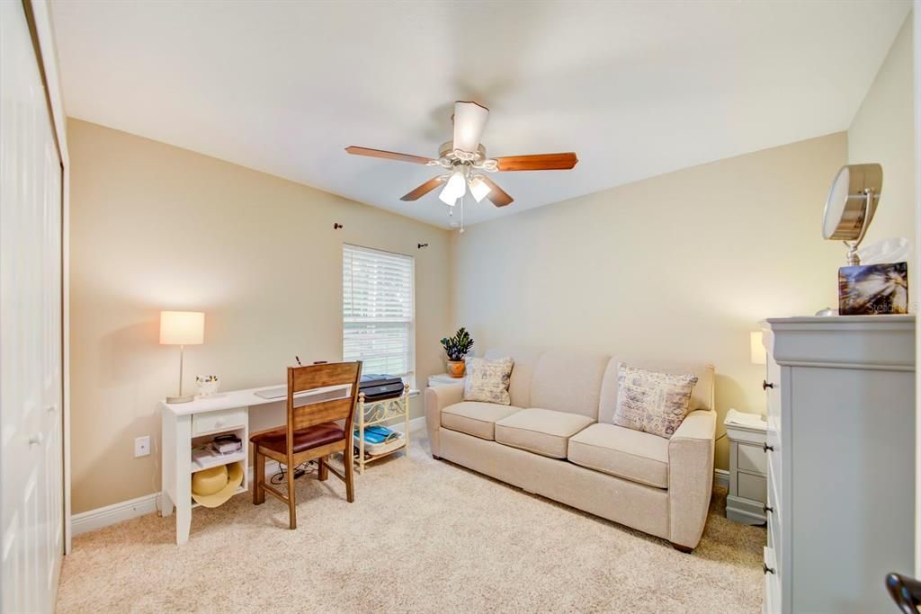 Active With Contract: $289,000 (2 beds, 2 baths, 1214 Square Feet)