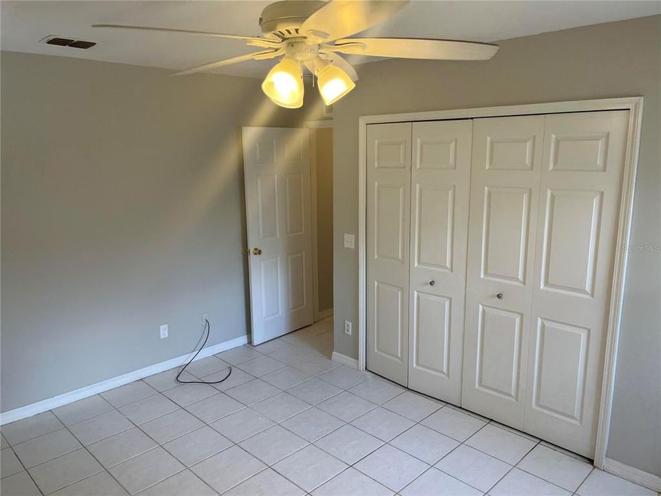 For Rent: $1,300 (1 beds, 1 baths, 600 Square Feet)