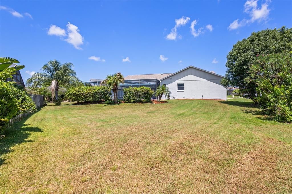 Active With Contract: $409,000 (3 beds, 2 baths, 1916 Square Feet)