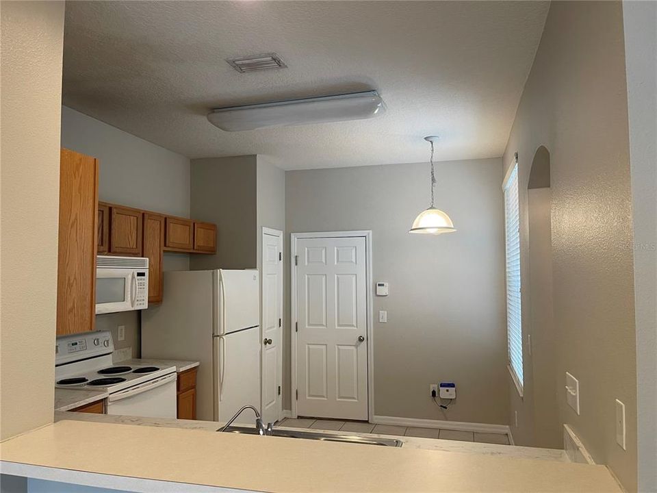 For Rent: $1,849 (2 beds, 2 baths, 1272 Square Feet)