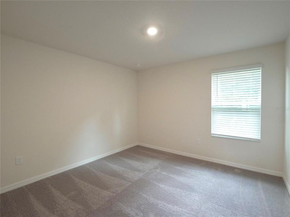 For Rent: $2,000 (3 beds, 2 baths, 2541 Square Feet)