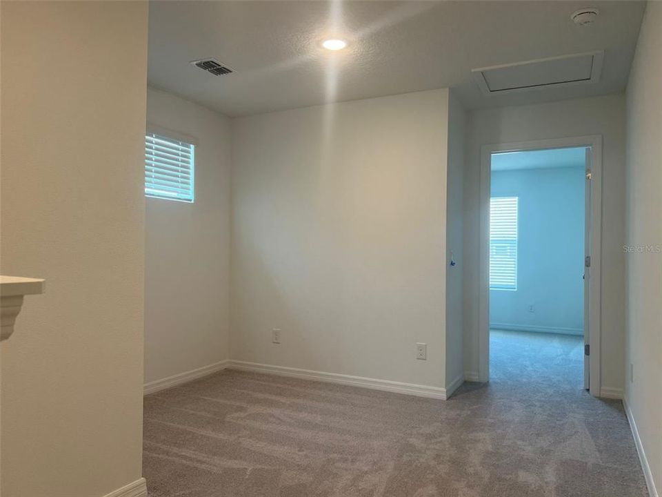 Active With Contract: $2,450 (3 beds, 2 baths, 1536 Square Feet)