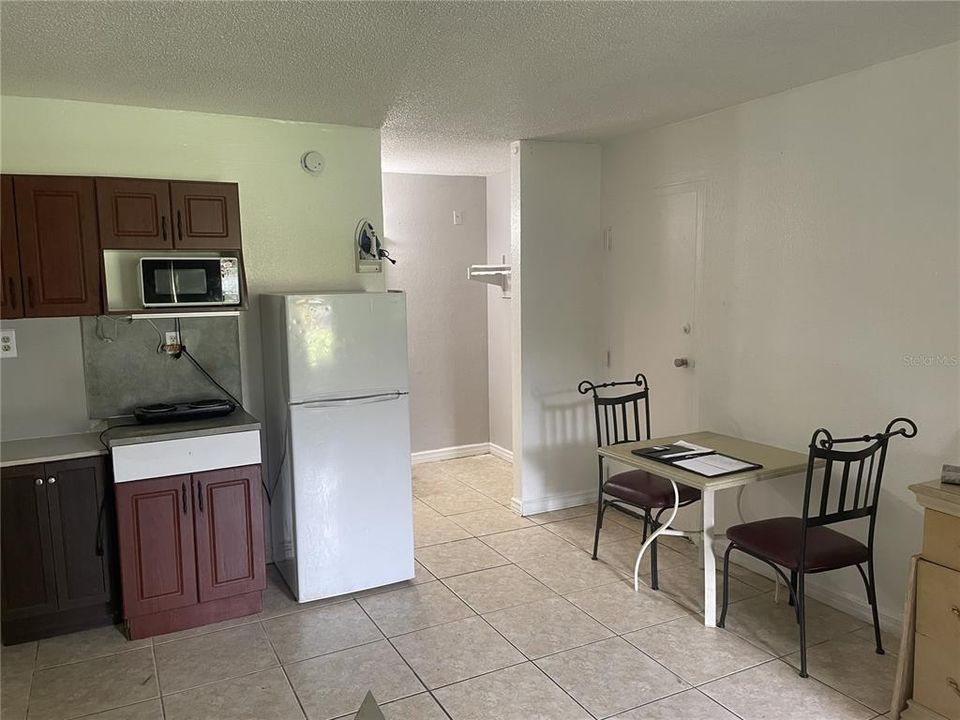 For Sale: $64,990 (1 beds, 1 baths, 276 Square Feet)