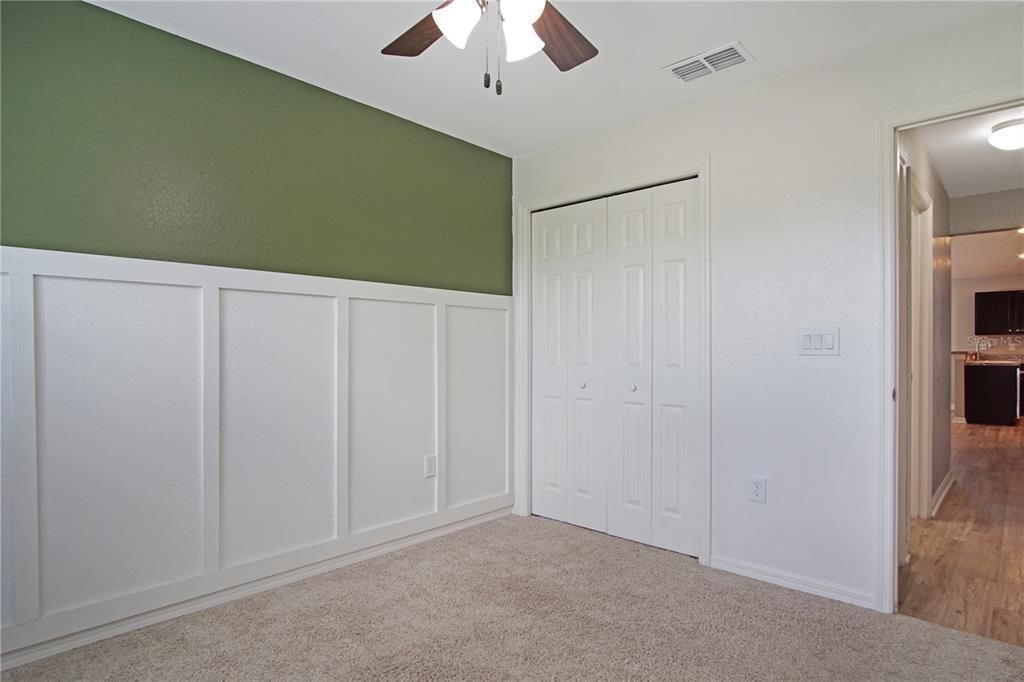 Active With Contract: $1,900 (3 beds, 2 baths, 1323 Square Feet)