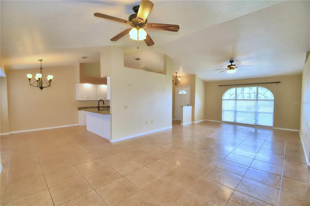 For Sale: $360,000 (3 beds, 2 baths, 1580 Square Feet)