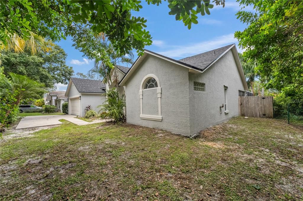 Active With Contract: $499,000 (4 beds, 2 baths, 2136 Square Feet)