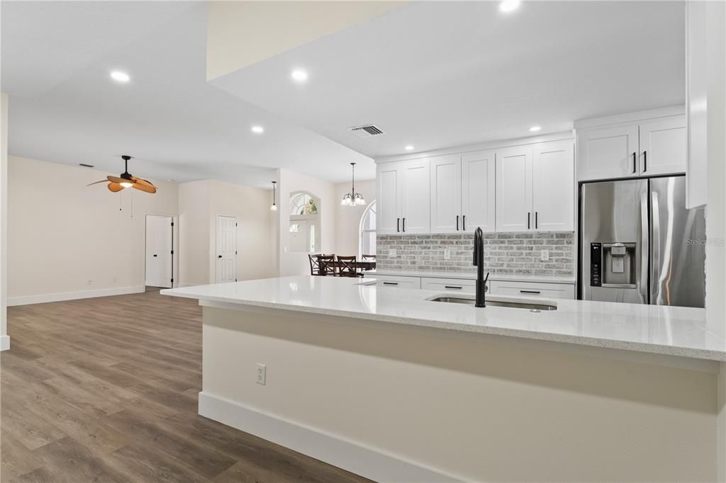 Active With Contract: $499,000 (4 beds, 2 baths, 2136 Square Feet)