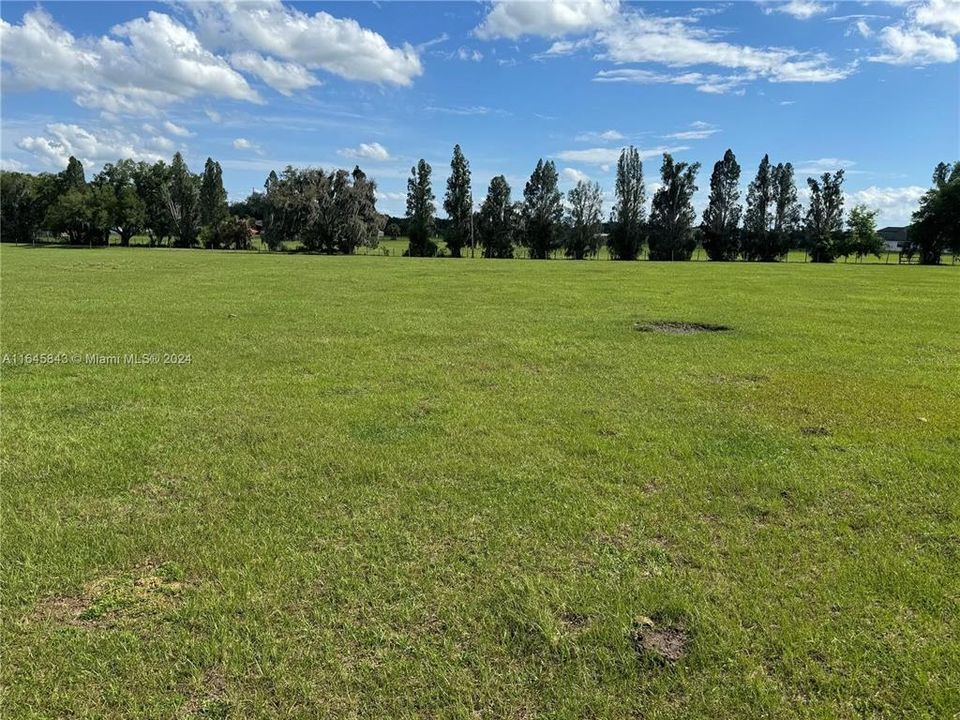 На продажу: $519,000 (5.00 acres)