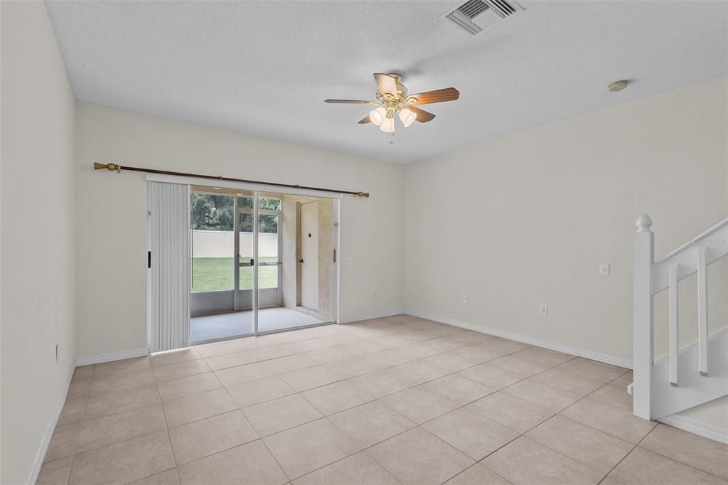 For Sale: $221,900 (2 beds, 2 baths, 1184 Square Feet)