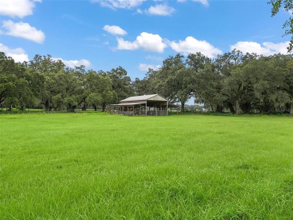 For Sale: $1,100,000 (3 beds, 2 baths, 2891 Square Feet)