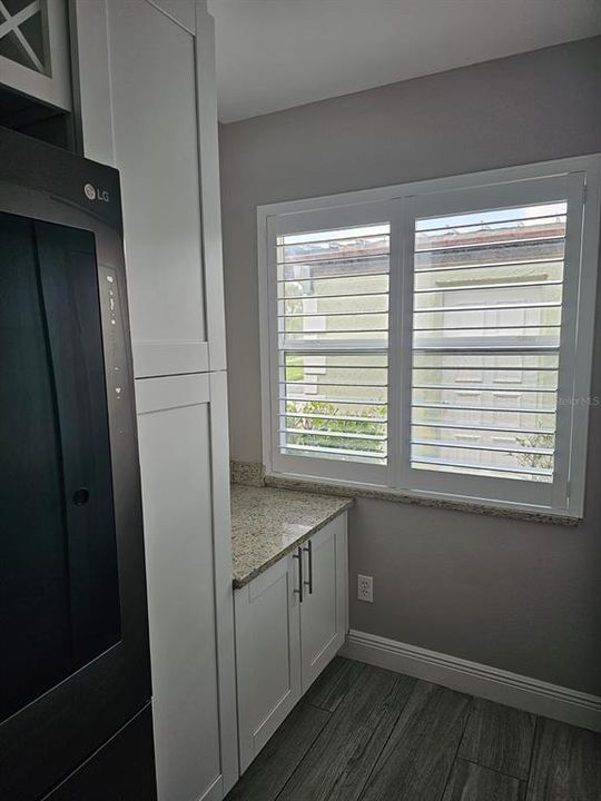 For Rent: $1,900 (2 beds, 2 baths, 956 Square Feet)