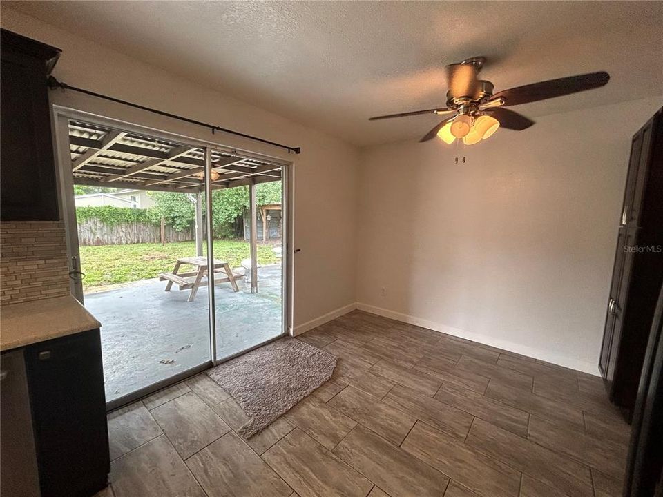 For Rent: $2,200 (3 beds, 2 baths, 1100 Square Feet)