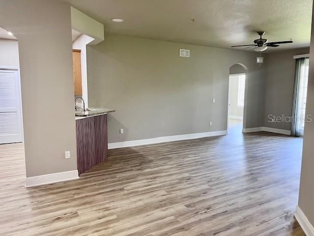 For Rent: $1,895 (3 beds, 2 baths, 1634 Square Feet)