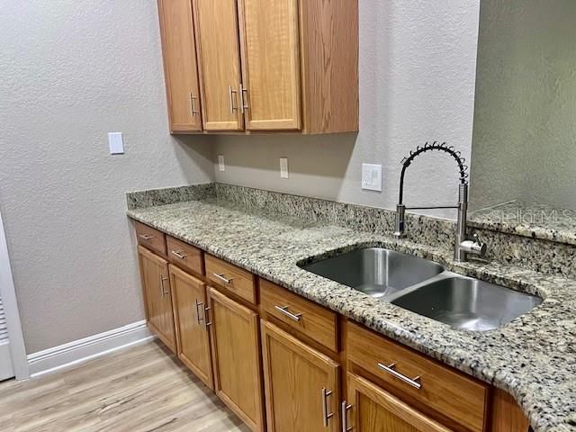 Nice Granite counter tops