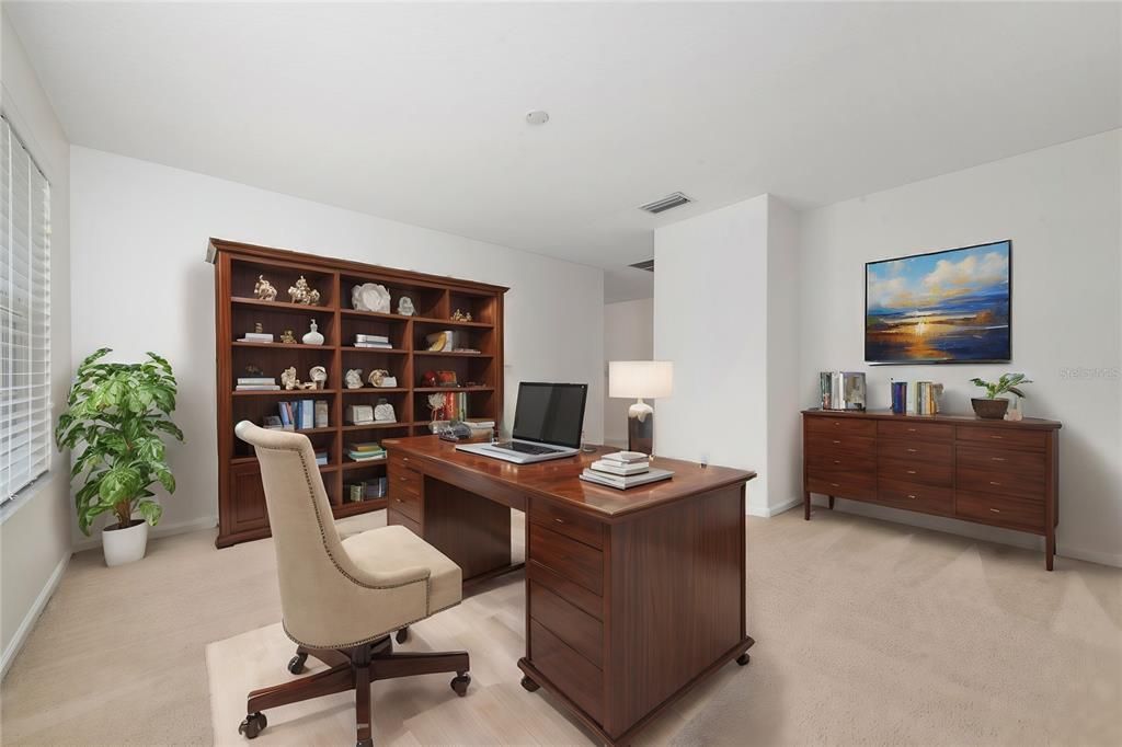 Virtual staging office-flex room