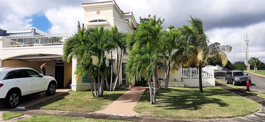 Recently Sold: $480,000 (3 beds, 2 baths, 2459 Square Feet)