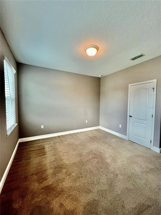 For Rent: $3,500 (4 beds, 2 baths, 2505 Square Feet)