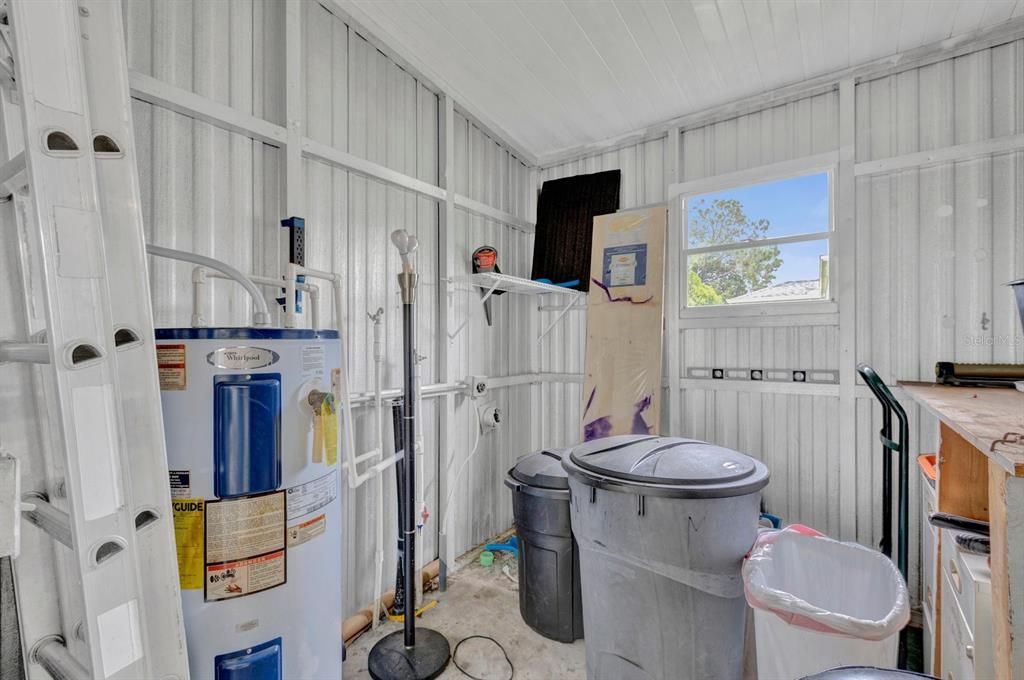 Storage / Laundry room