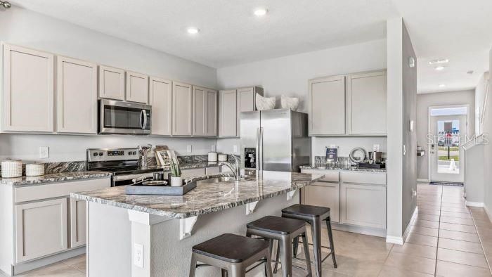 Active With Contract: $384,990 (3 beds, 2 baths, 1758 Square Feet)