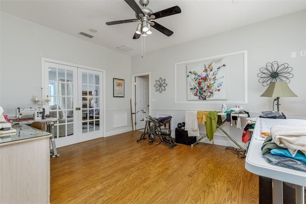 For Sale: $1,000,000 (4 beds, 4 baths, 3305 Square Feet)