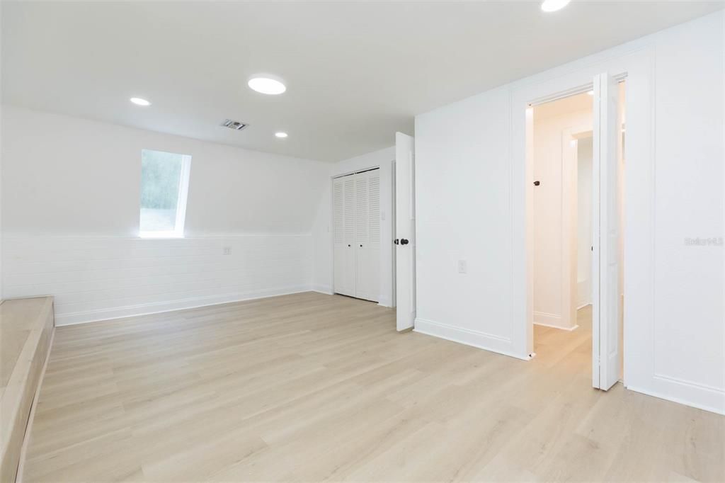 For Sale: $547,000 (3 beds, 2 baths, 3014 Square Feet)