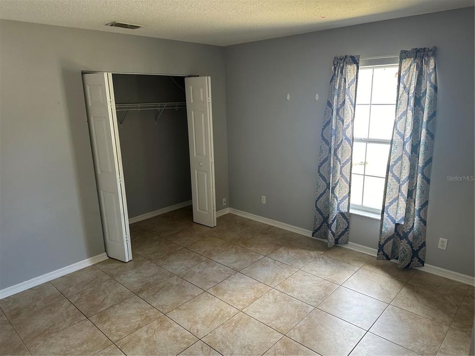 For Rent: $1,995 (3 beds, 2 baths, 1779 Square Feet)