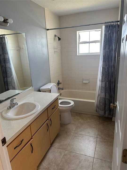 For Rent: $1,995 (3 beds, 2 baths, 1779 Square Feet)