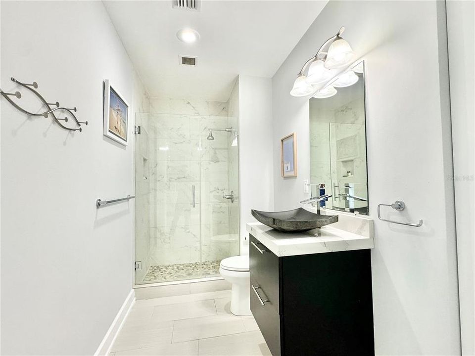 For Sale: $639,990 (2 beds, 2 baths, 1140 Square Feet)